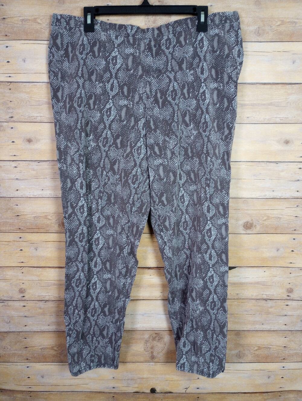 Isaac Mizrahi Live Women Pants Jeans 20W T Pull On Brown Snake Skin Print Ankle
